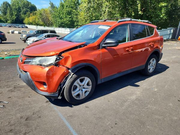 2015 TOYOTA RAV4