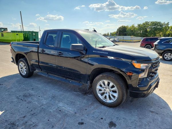 2022 CHEVROLET SILVERADO Custom — Passenger 3/4