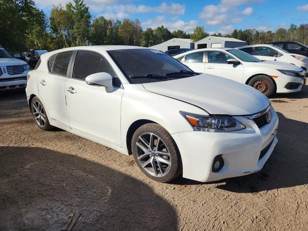 2012 LEXUS CT 200h — Passenger 3/4