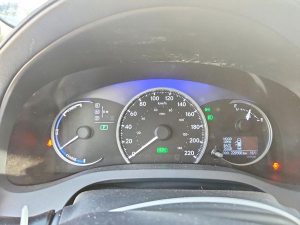 2012 LEXUS CT 200h — ODOM