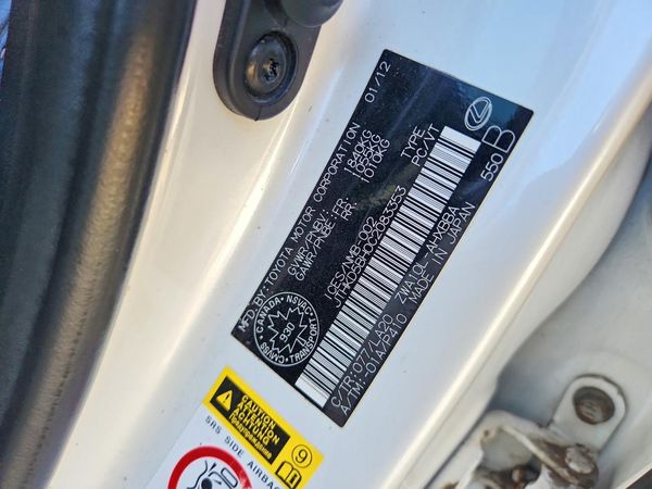 2012 LEXUS CT 200h — VINS