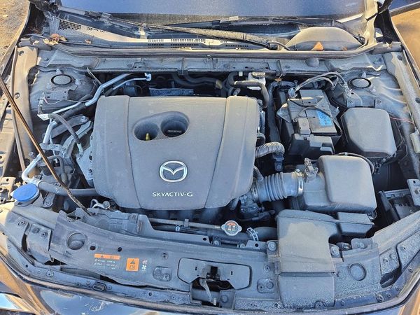 2020 MAZDA 3 — Engine bay
