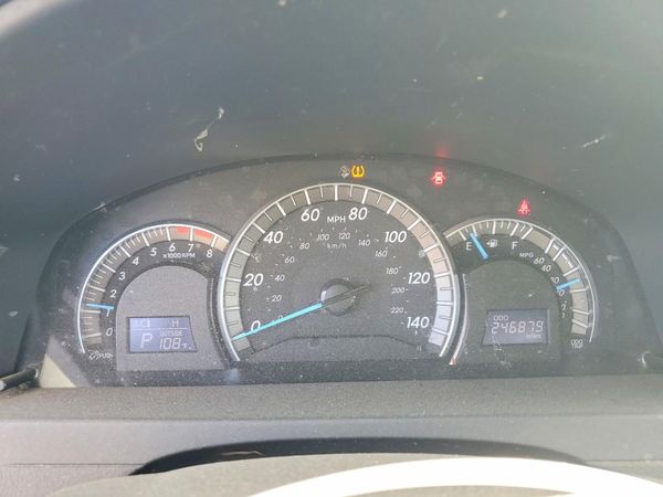 2012 TOYOTA CAMRY