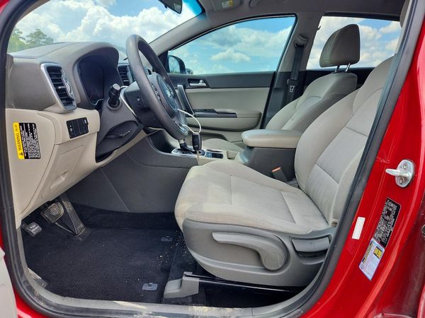 2017 KIA SPORTAGE LX