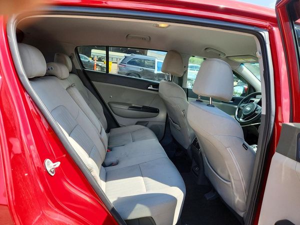 2017 KIA SPORTAGE LX