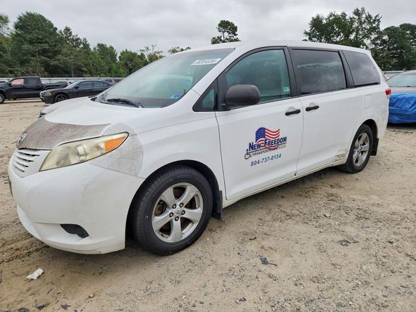 2012 TOYOTA SIENNA