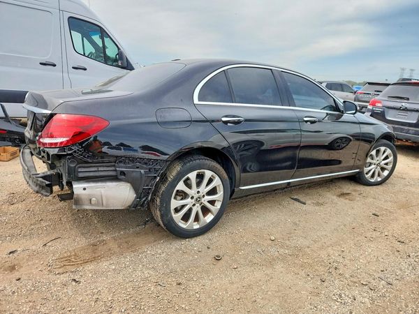 2017 MERCEDES-BENZ E