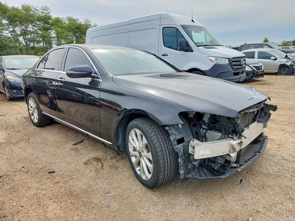 2017 MERCEDES-BENZ E