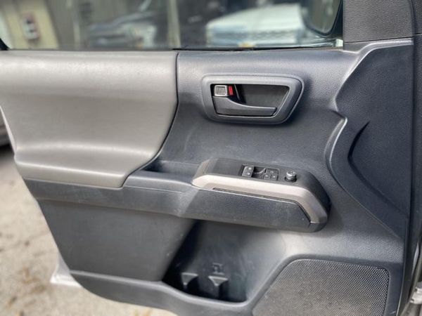 2016 TOYOTA TACOMA