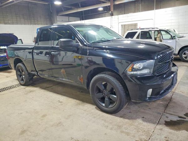 2014 RAM 1500 ST