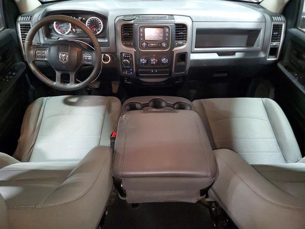2014 RAM 1500 ST