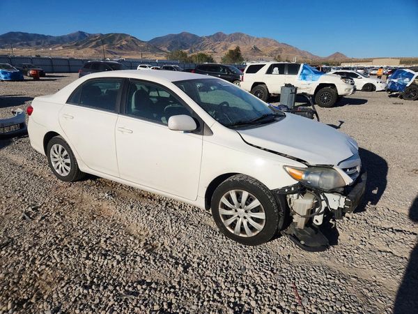 2013 TOYOTA COROLLA