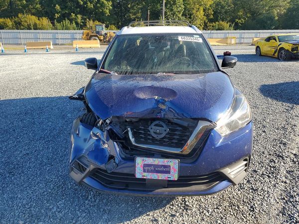 2020 NISSAN KICKS