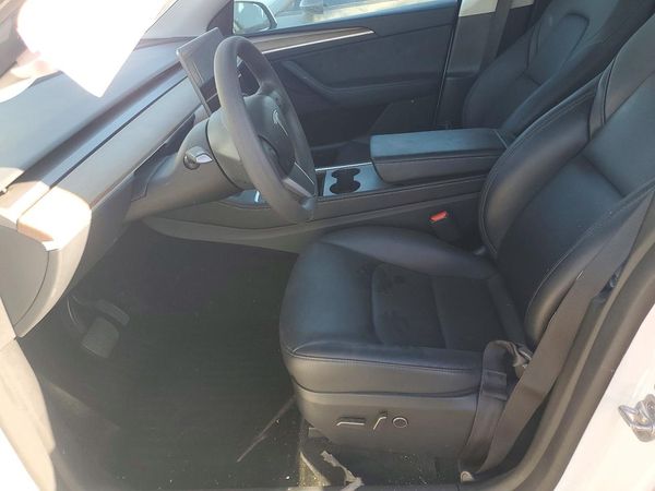 2024 TESLA MODEL Y — DENT