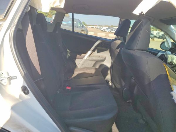 2015 TOYOTA RAV4 LE (X Grade)