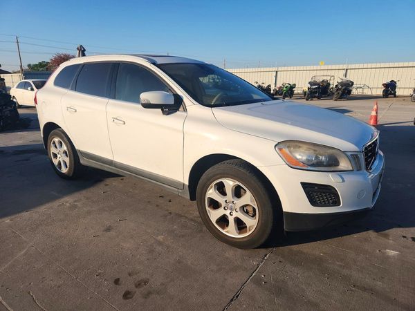 2013 VOLVO XC60