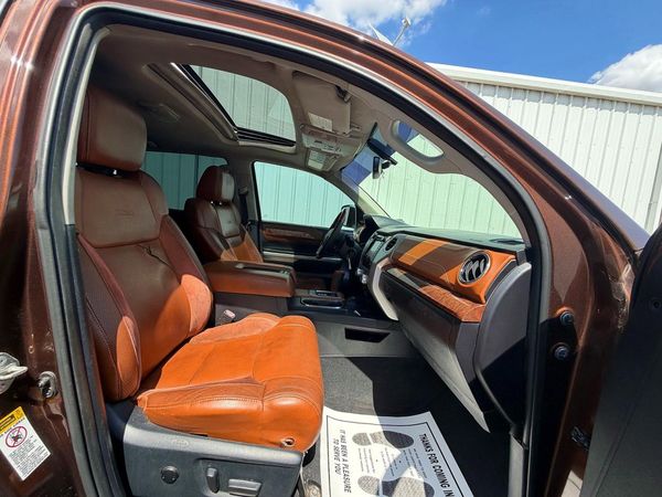 2014 TOYOTA TUNDRA Platinum