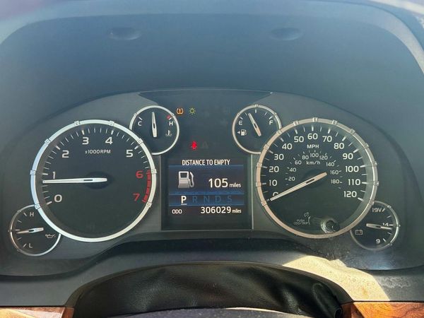 2014 TOYOTA TUNDRA Platinum