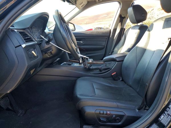 2015 BMW 328 xDrive SA — DENT