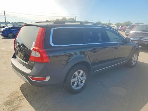 2012 VOLVO XC70