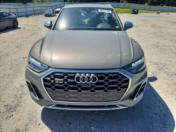 2023 AUDI SQ5 quattro Premium Plus