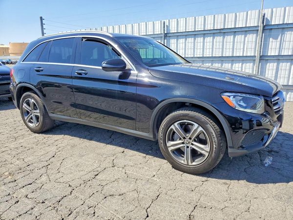2016 MERCEDES-BENZ GLC GLC300 Base-4M