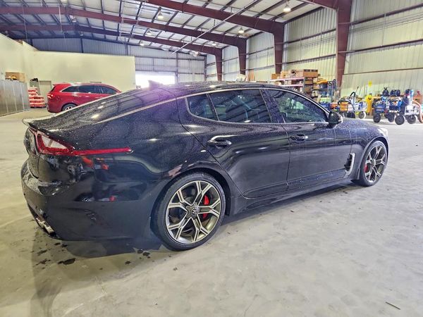 2020 KIA STINGER GT1