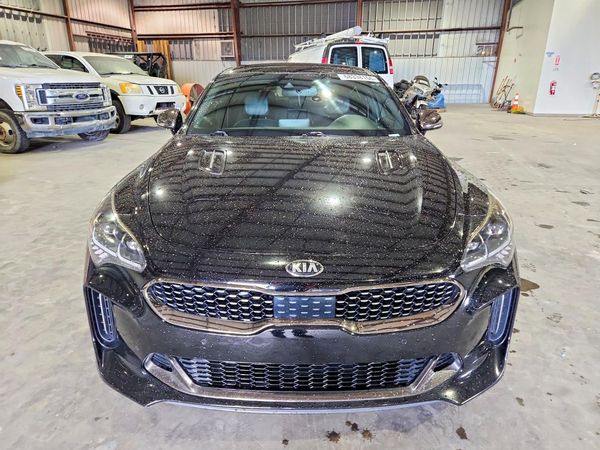 2020 KIA STINGER GT1
