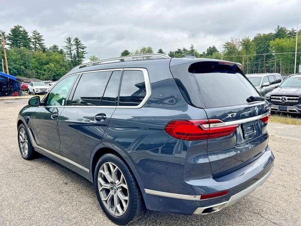 2020 BMW X7