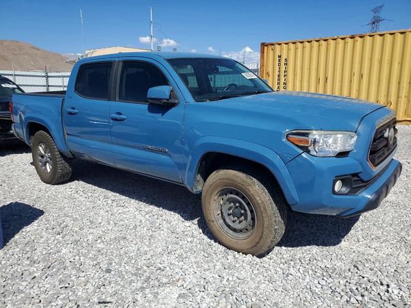 2019 TOYOTA TACOMA SR5 — Passenger 3/4