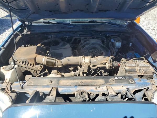 2019 TOYOTA TACOMA SR5 — Engine bay