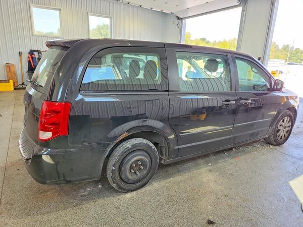 2013 DODGE GRAND CARAVAN SE