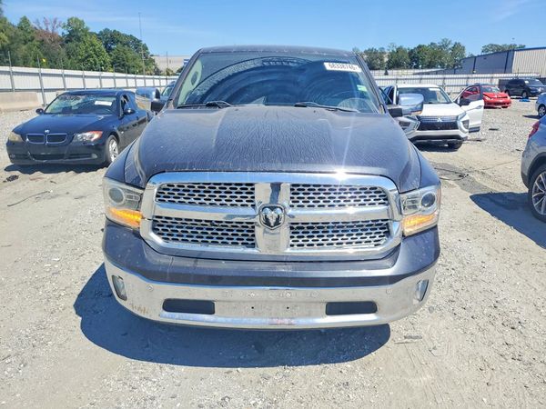 2015 RAM 1500 Laramie