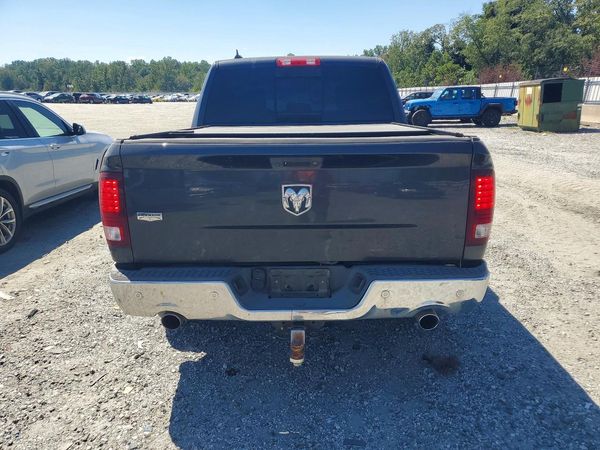 2015 RAM 1500 Laramie
