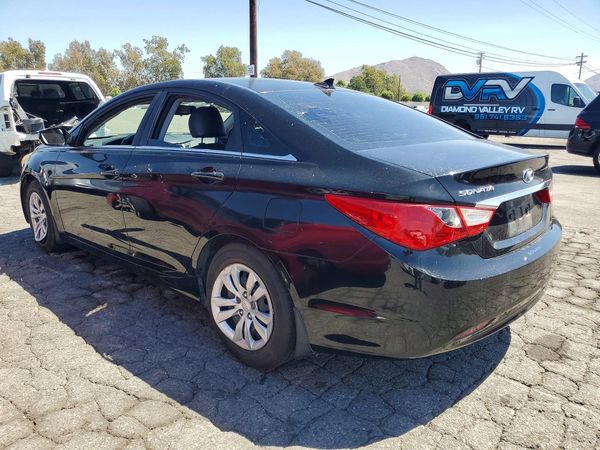2013 HYUNDAI SONATA GLS/ GLS Popular
