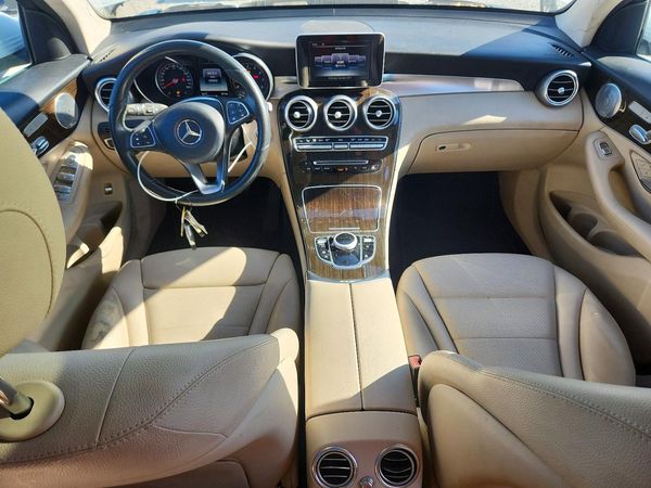 2017 MERCEDES-BENZ GLC GLC300