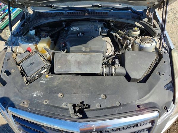 2013 CADILLAC ATS — Engine bay