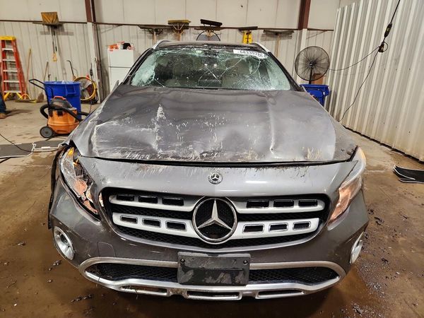 2019 MERCEDES-BENZ GLA GLA250-4M