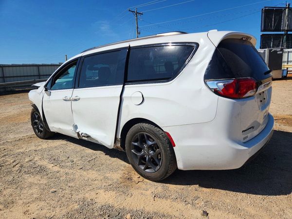 2018 CHRYSLER PACIFICA