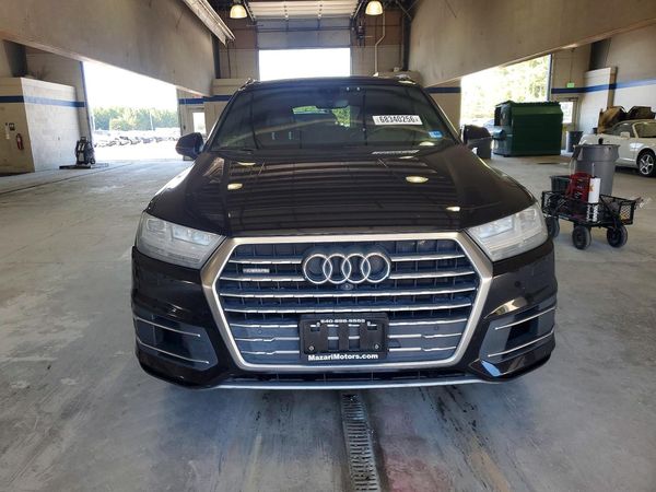 2017 AUDI Q7