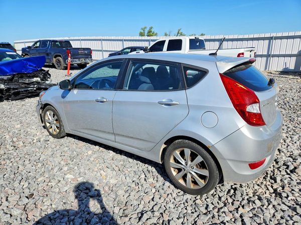 2013 HYUNDAI ACCENT GLS Premium/ SE