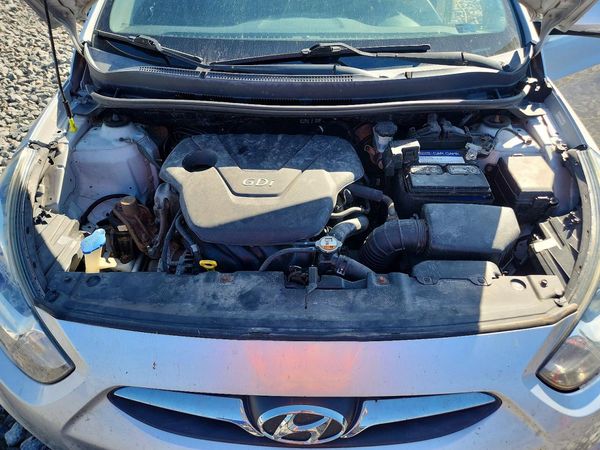 2013 HYUNDAI ACCENT GLS Premium/ SE