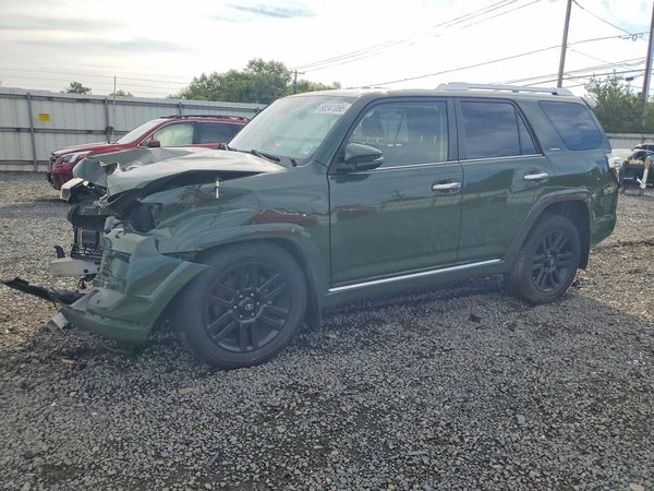 2022 TOYOTA 4RUNNER Limited — Front 3/4