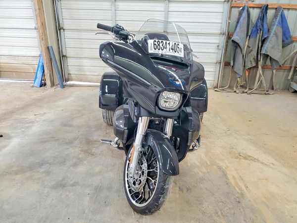 2026 HARLEY-DAVIDSON FLHLT