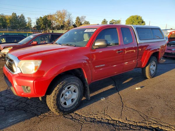 2015 TOYOTA TACOMA