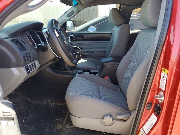 2015 TOYOTA TACOMA