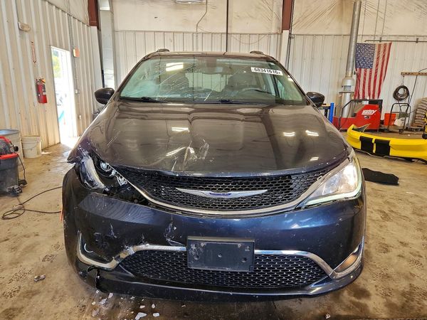 2020 CHRYSLER PACIFICA