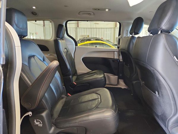 2020 CHRYSLER PACIFICA