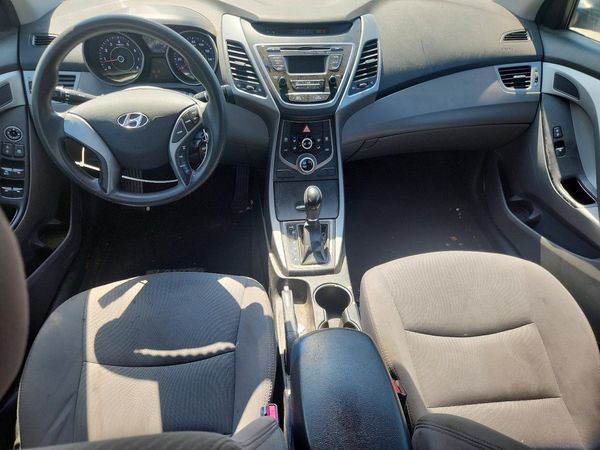 2015 HYUNDAI ELANTRA GLS(Middle)