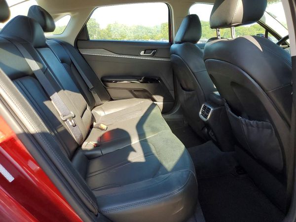 2021 KIA K5